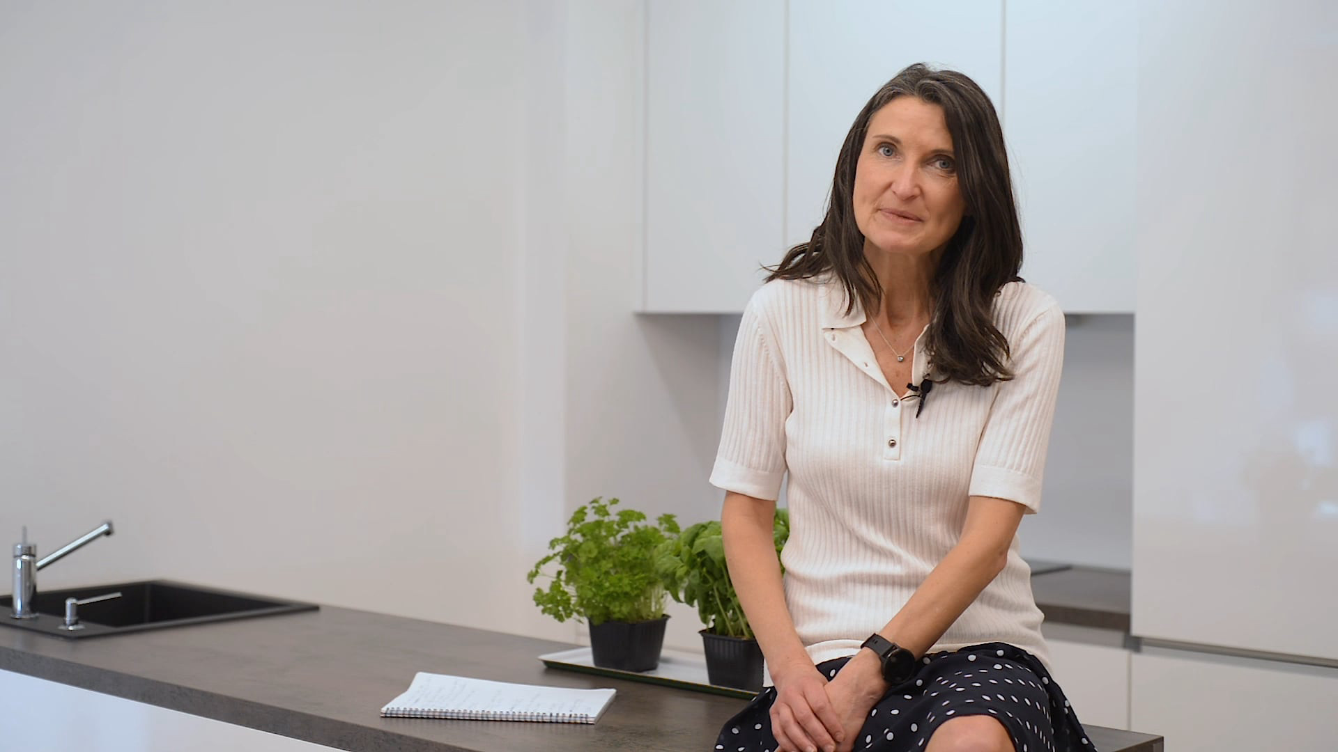 Dr. Margit Slimáková